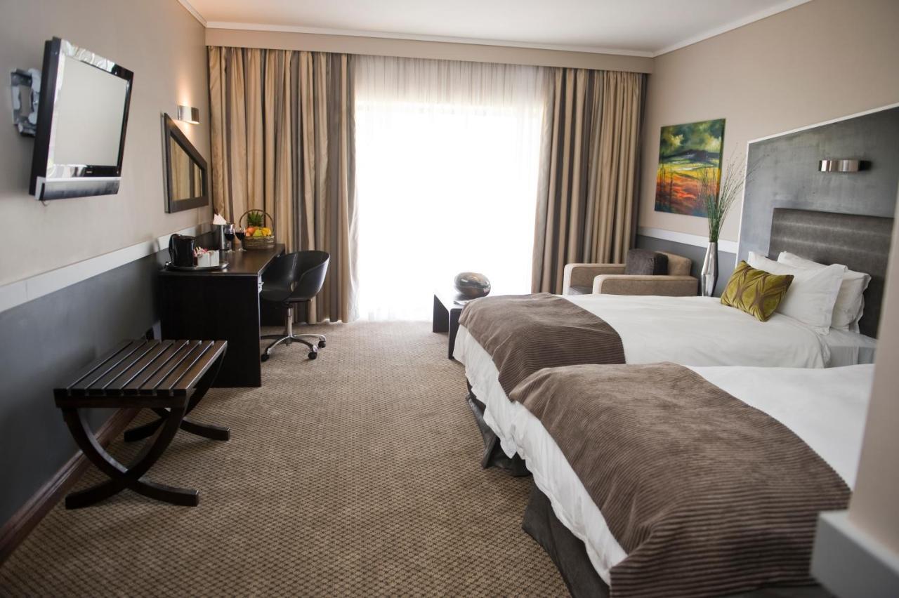 Black Mountain Leisure And Conference Hotel Groothoek Quarto foto